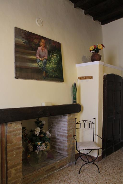 Hotel Residenza Sant'Emiliano Trevi Esterno foto
